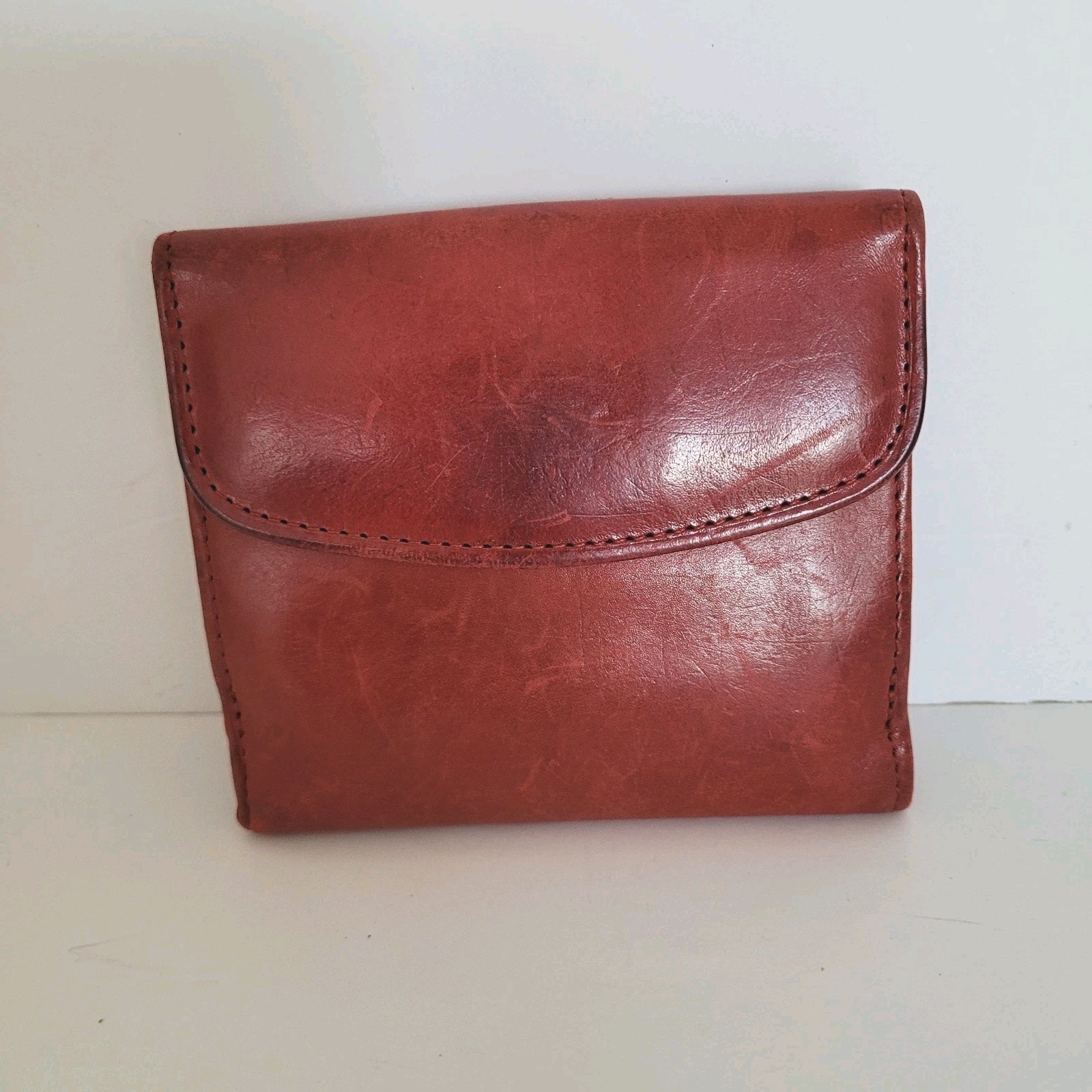 Vintage Coach Wallet Bifold Leather Wallet Medium Compact Solid Red Retro
